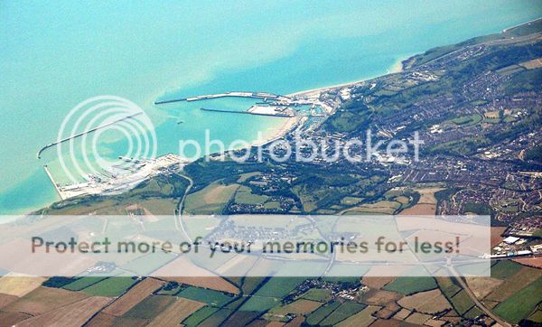 800px-Dover_from_air.jpg