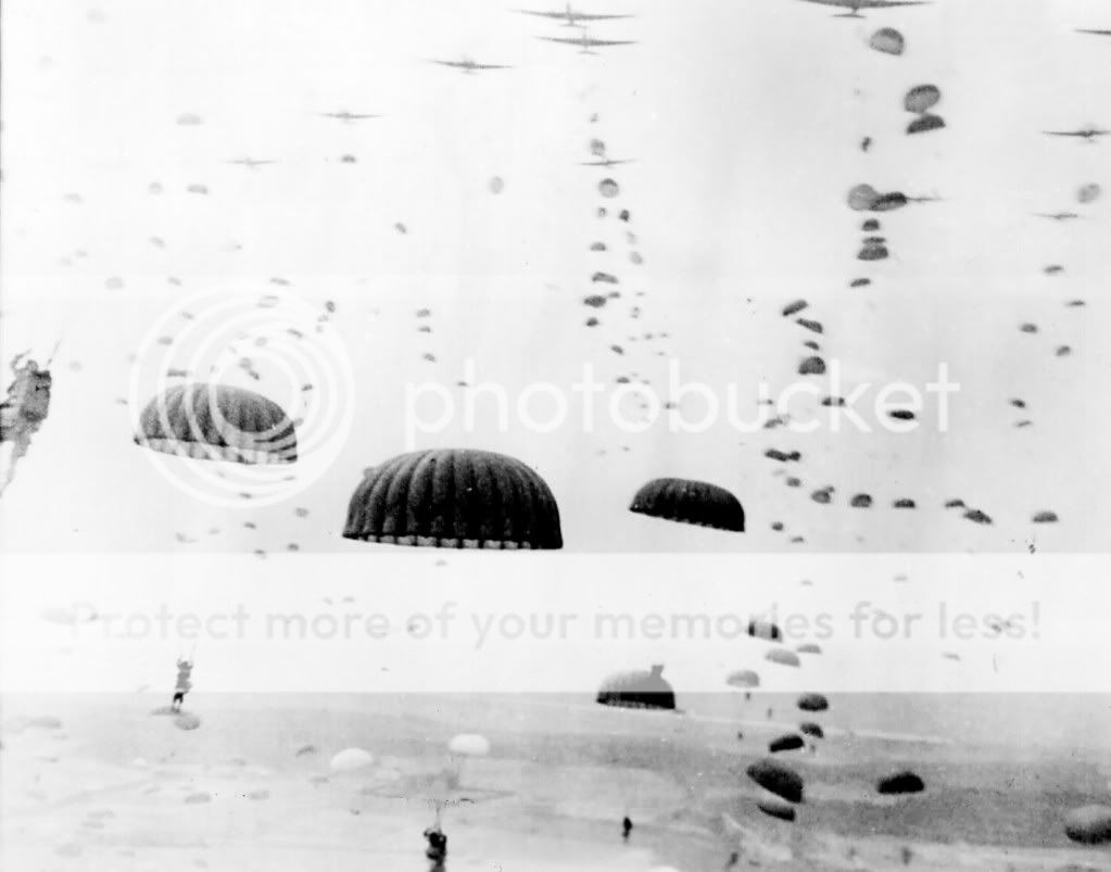 Waves_of_paratroops_land_in_Holland.jpg