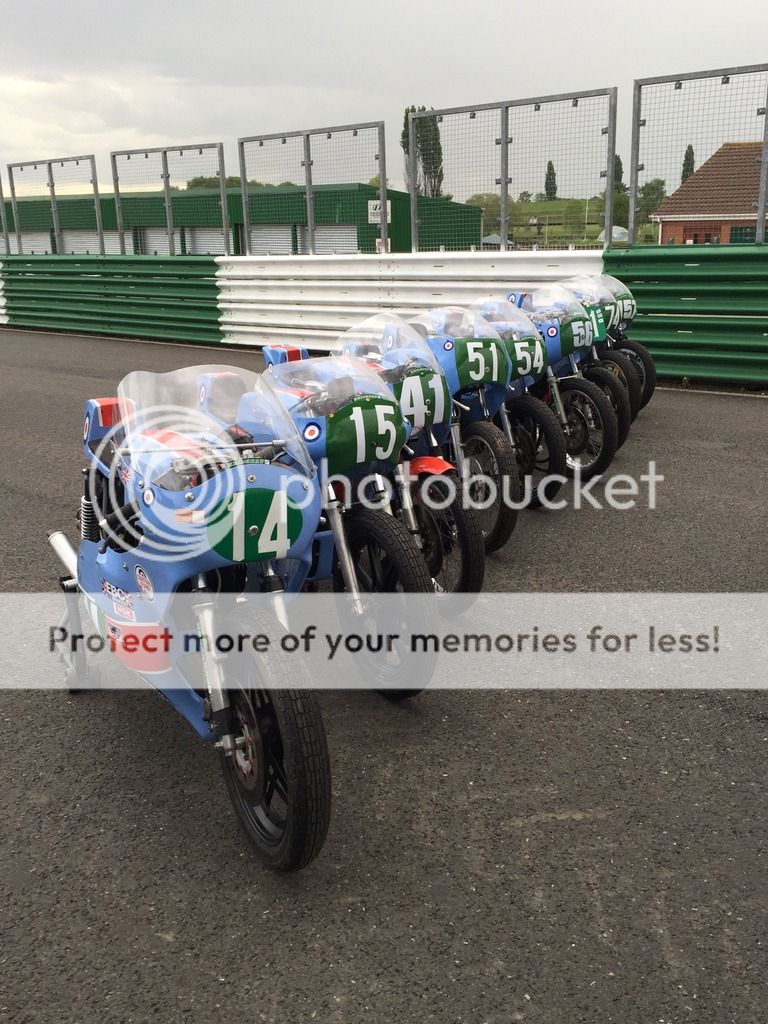 RD racing at Mallory.